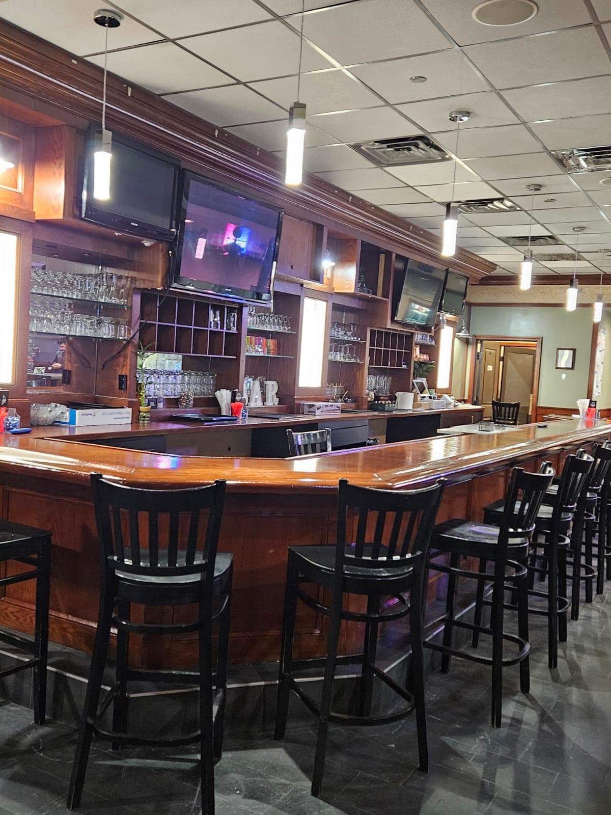 Dylan's Restaurant & Grill House