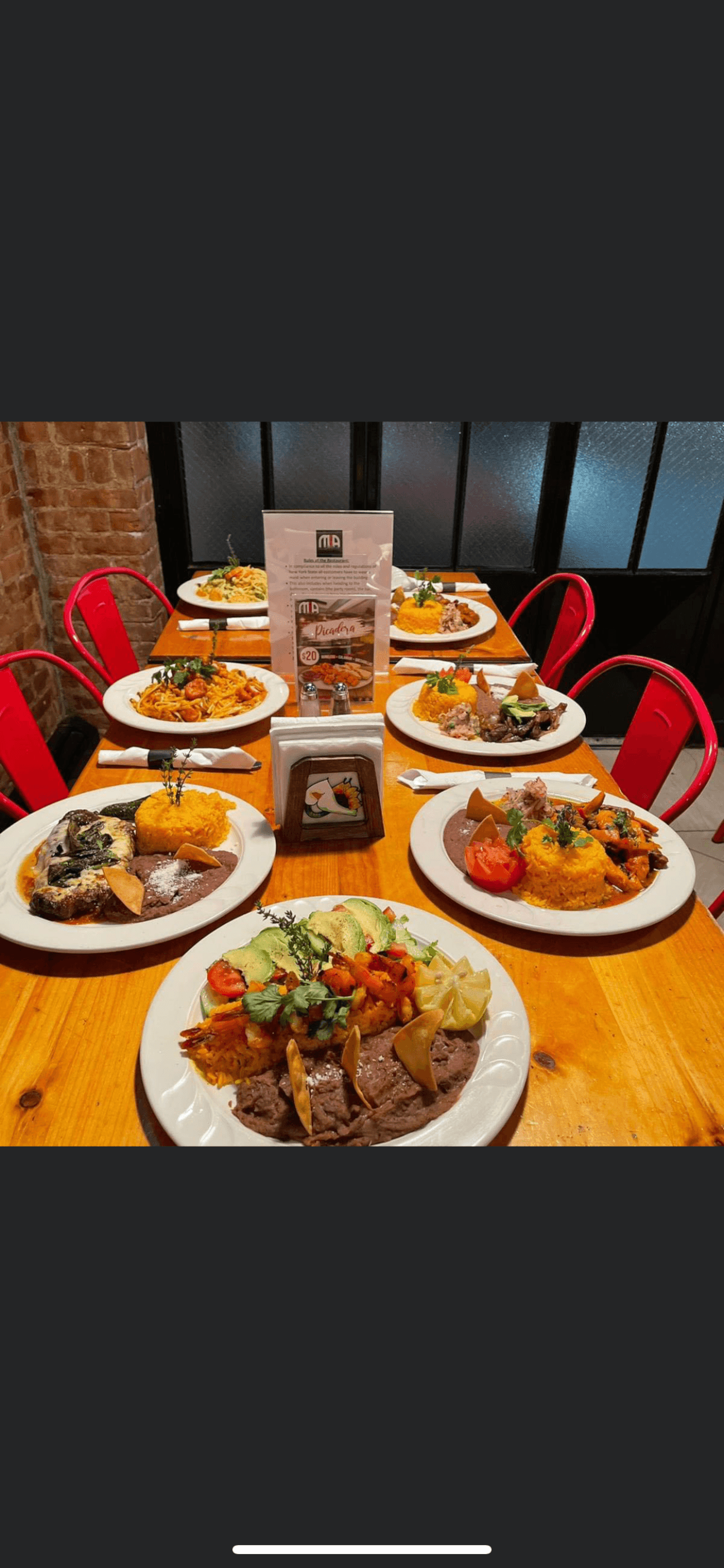 Mia Grill & Bar