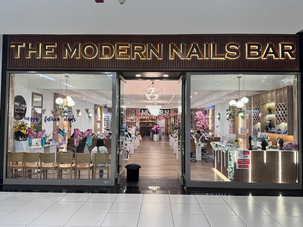 The Modern Nails Bar II