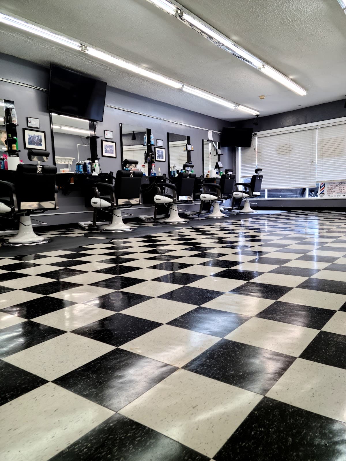 Pete's Barber Shop