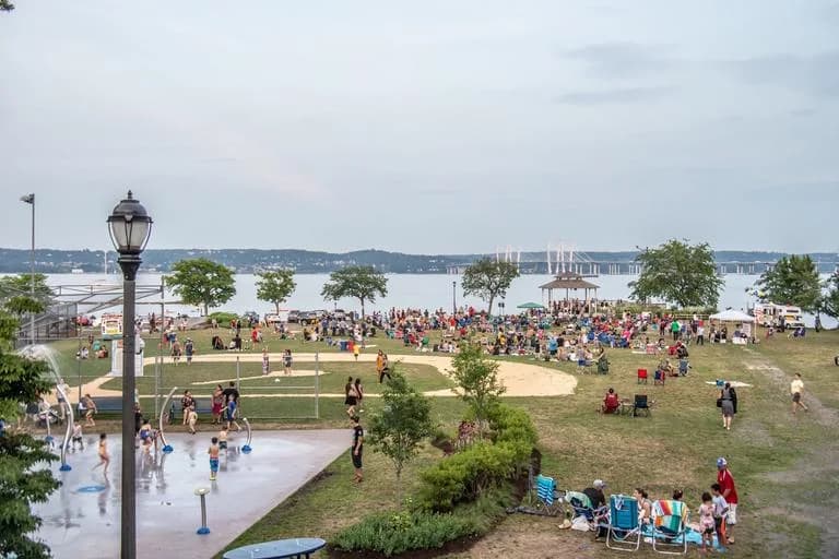 Nyack Memorial Park and its waterfront on the Hudson River