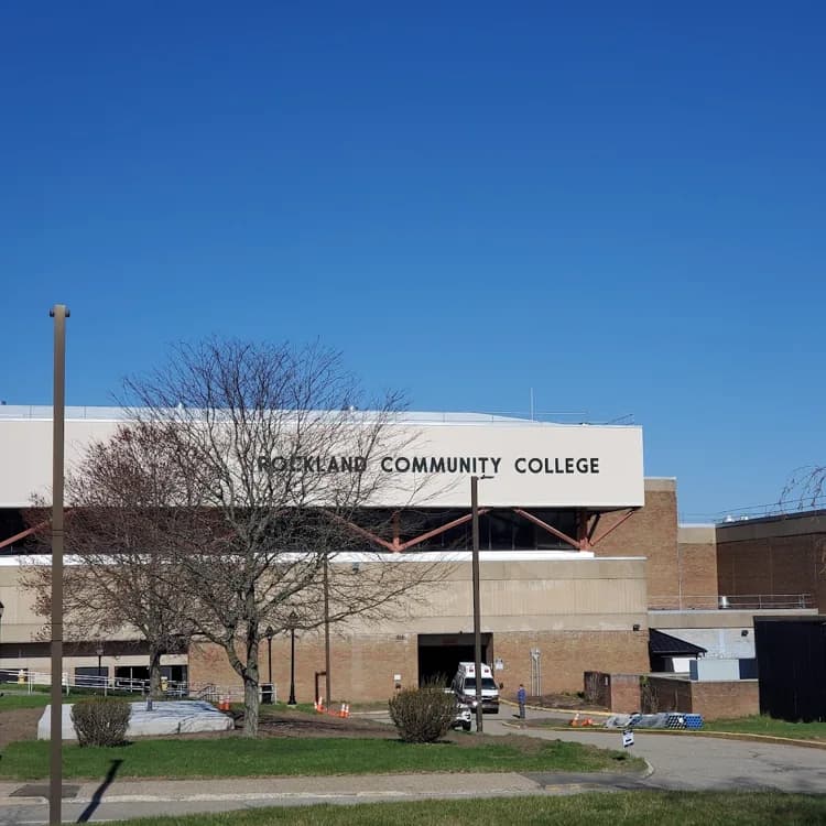 Exterior of Rockland Community College Eugene Levy Fieldhouse